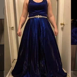 Size 10 dress never worn or altered
